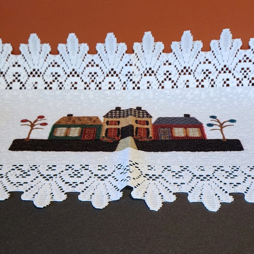 Heritage Lace Table Runner-House - Picture 3 of 4
